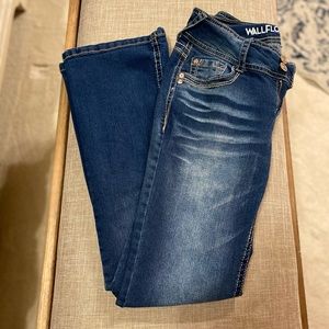 Bootcut, Faded Short Jeans